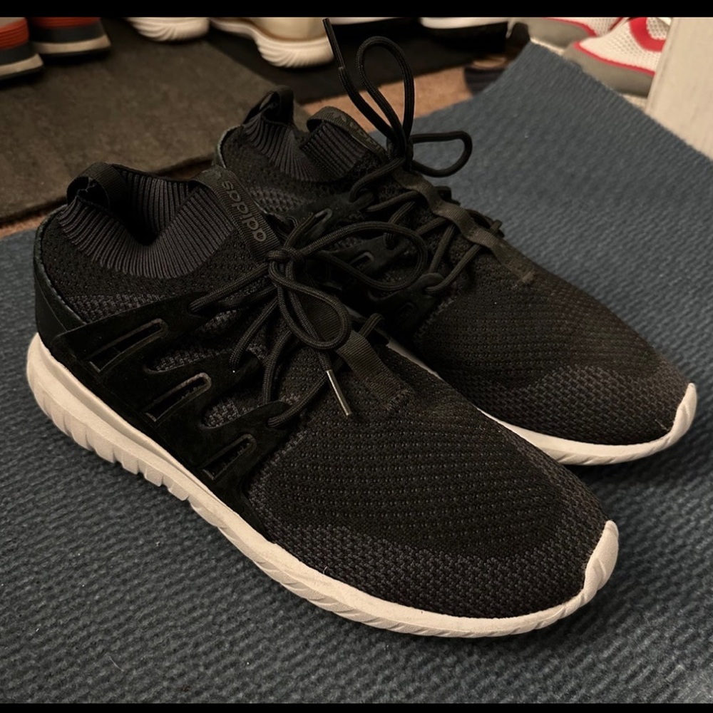Adidas Tubular Black, size 9.5.